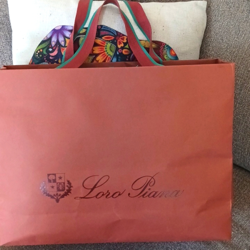Loro Piana Medium Size Bag. Beautiful. In Pretty Great Condition.